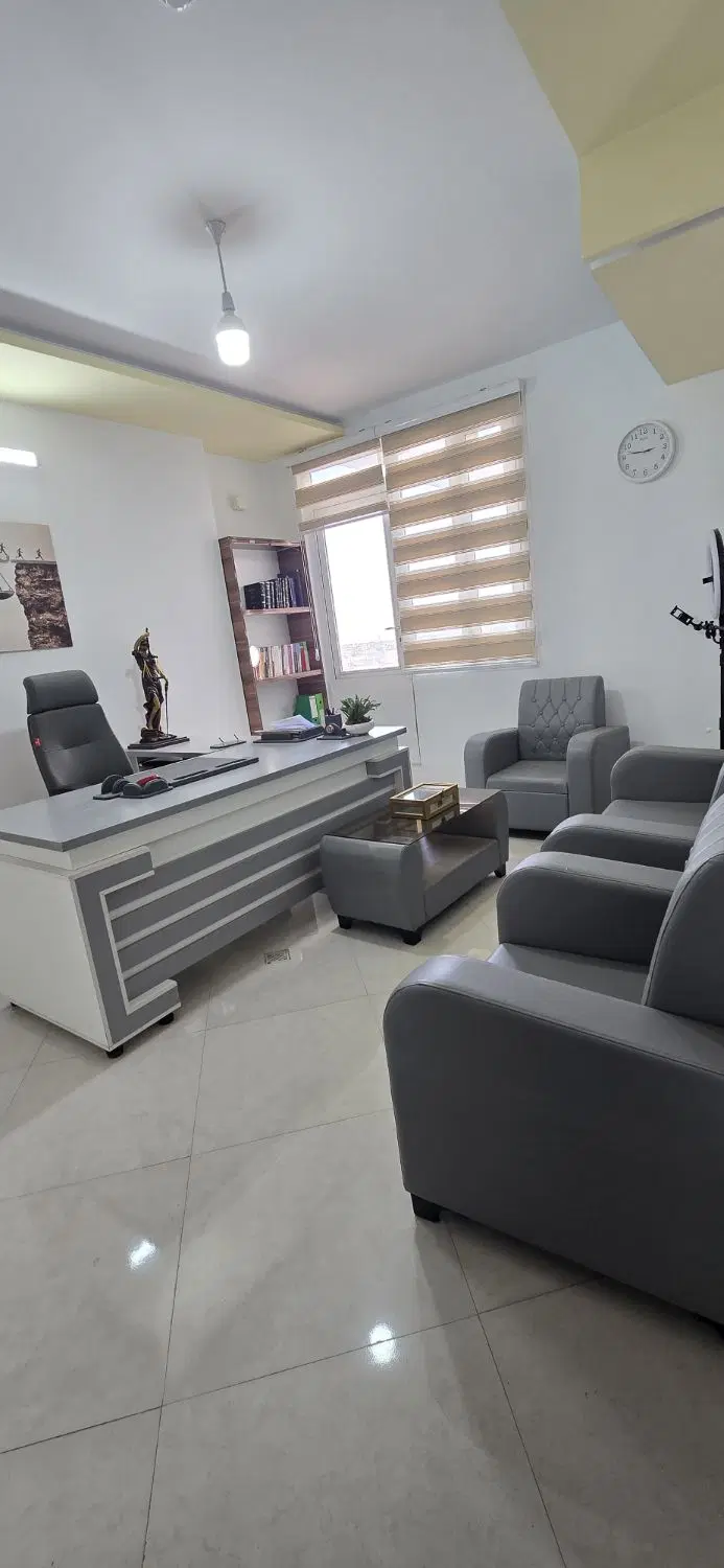 اجاره اتاق بصورت مشارکت به وکیل خانم
