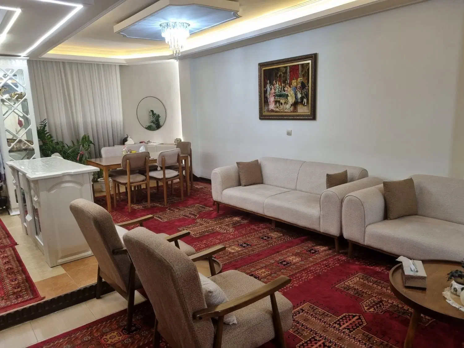 خوش‌نقشه، تازه بازسازی شده  در طالقانی