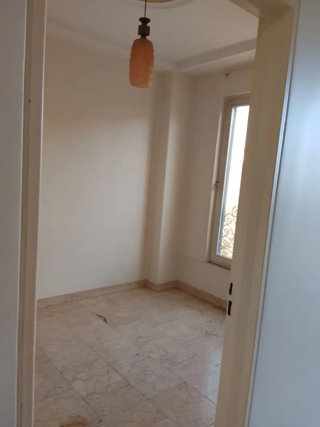 ۵۰متر، ،فول امکانات ، ویو ابدی ، پرنور