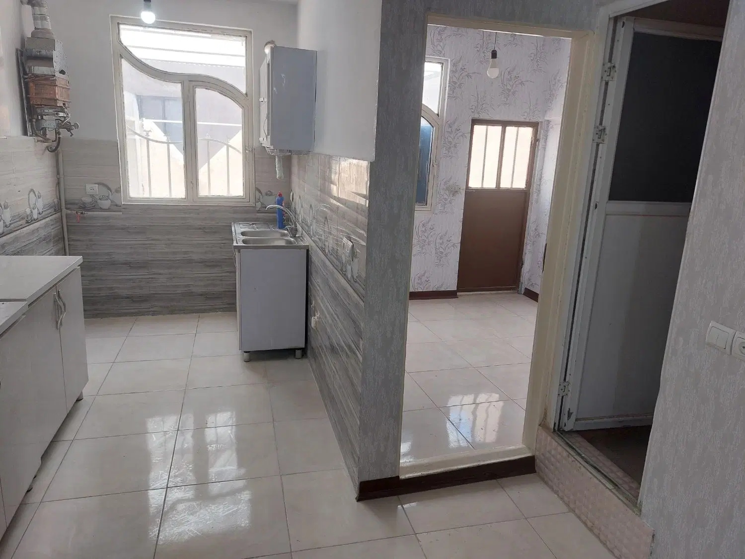 واحدطبقه دوم مهندسی خیابان چمن کوچه آسمان