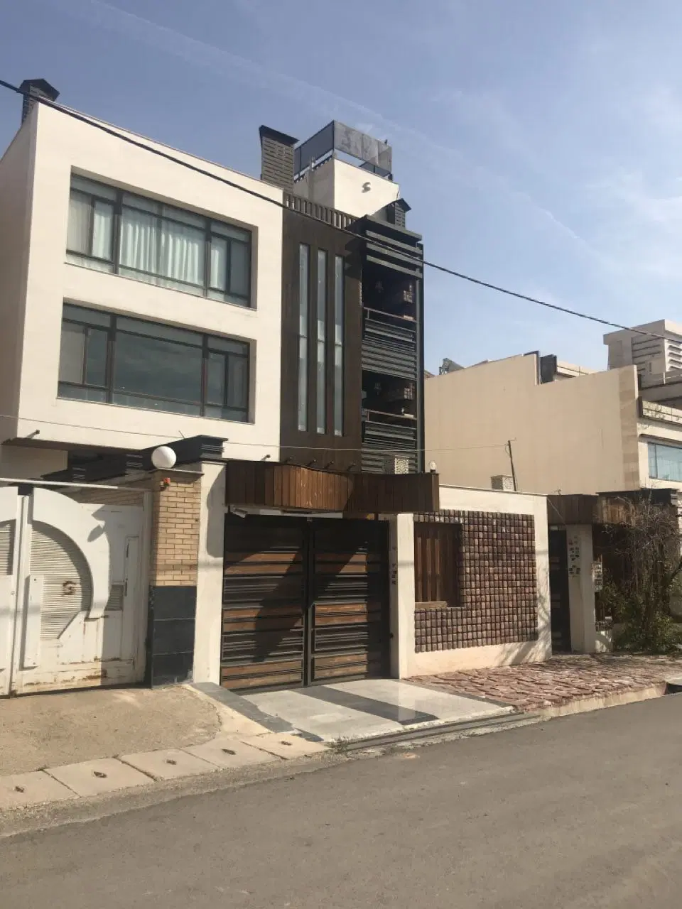 ۱۶۰ متر سه خواب بدون مشرف فول دیزاین
