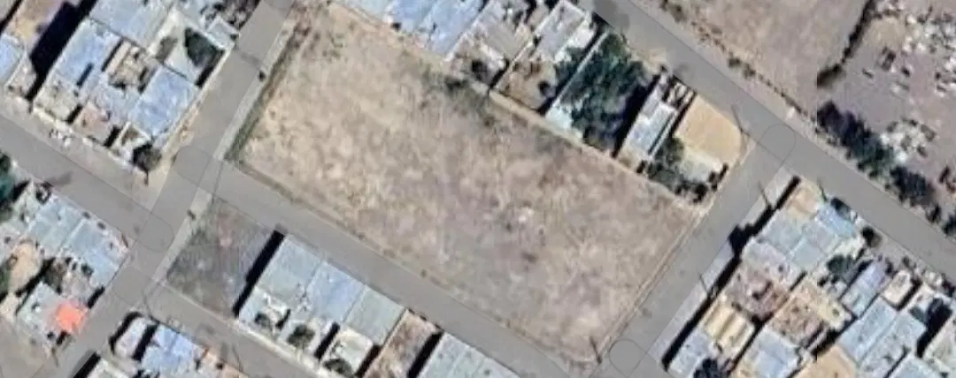 زمین سند دار در روستای احمدآباد ساوه