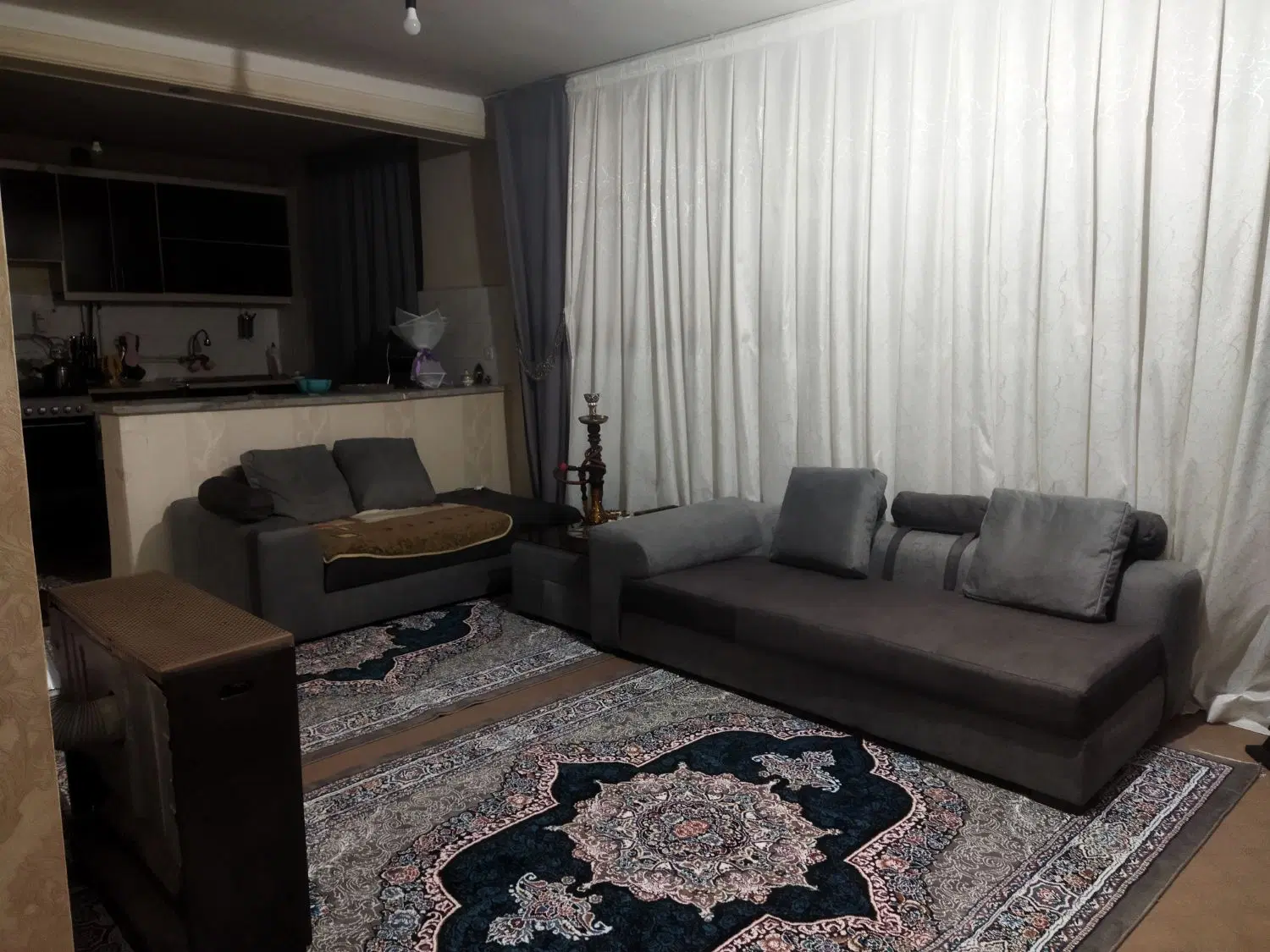 مستاجرهستم