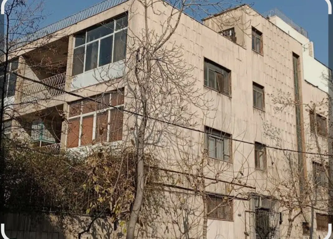 ۱۳۰۰ متر کلنگی آماده مشارکت