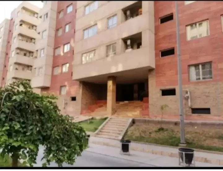 ۷۲ متری مدائن