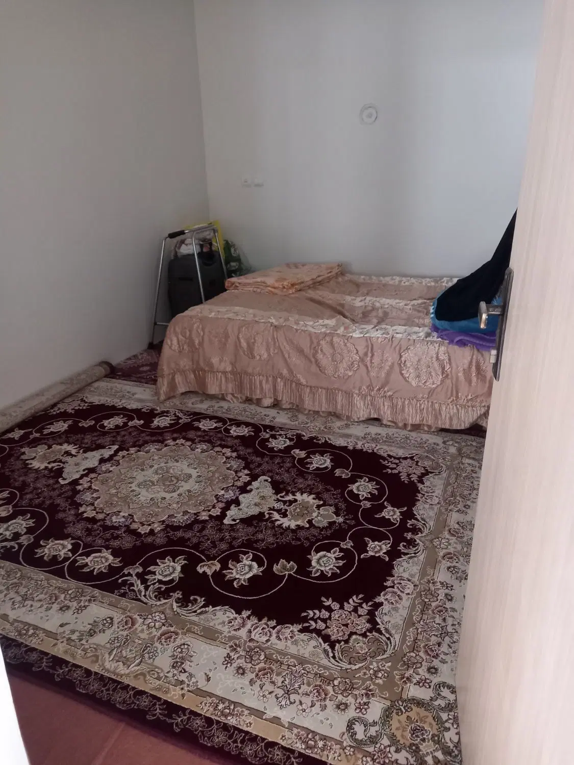 خانه فروشی ویلایی در ماهدشت