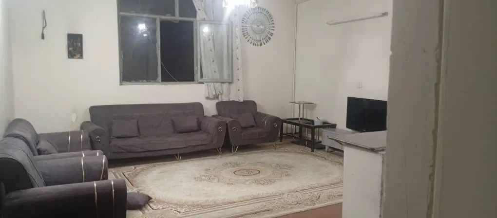 اپارتمان در زیر پل بعثت