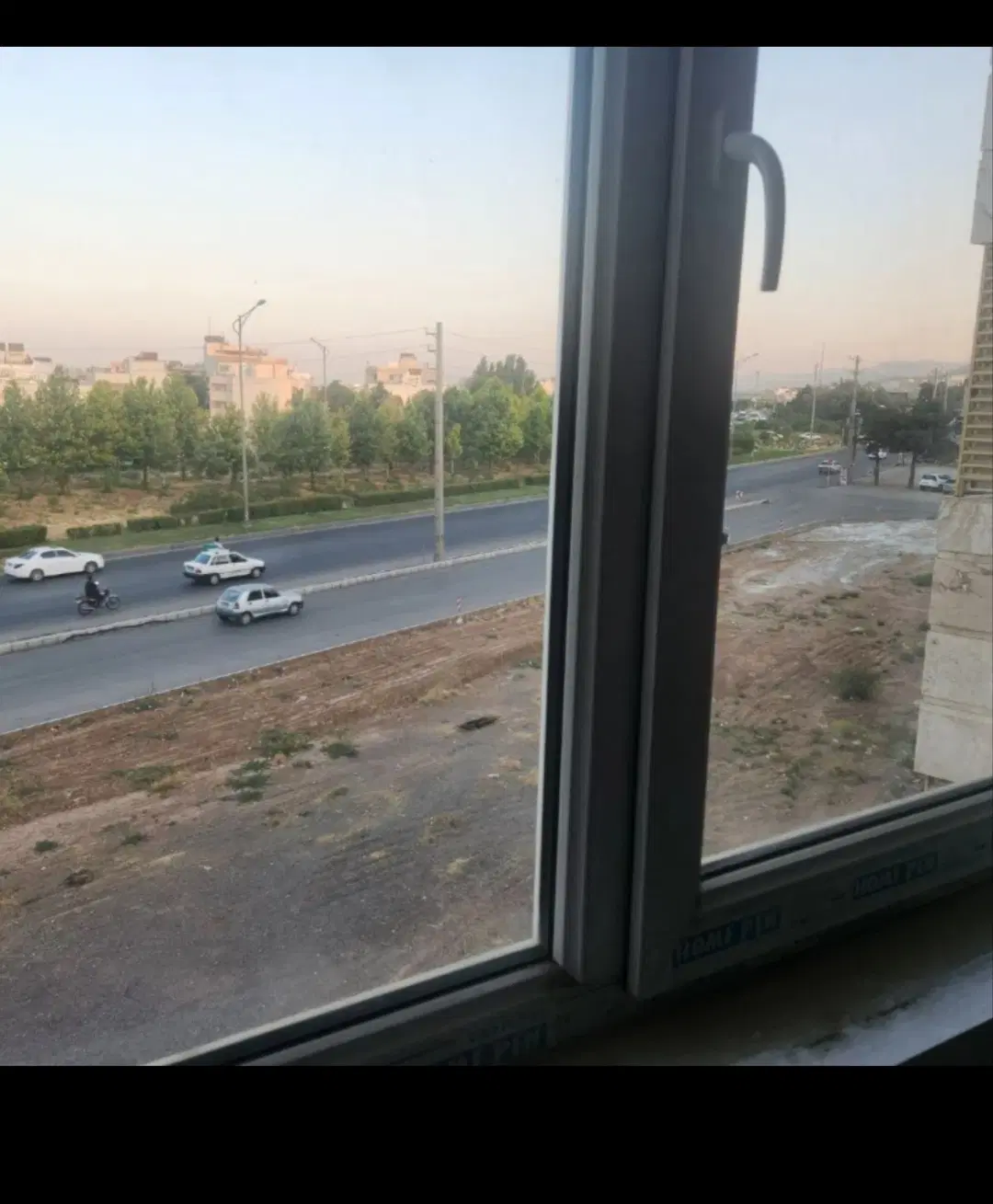 آپارتمان 135متری ساخت 1405 شهرک بهشتی