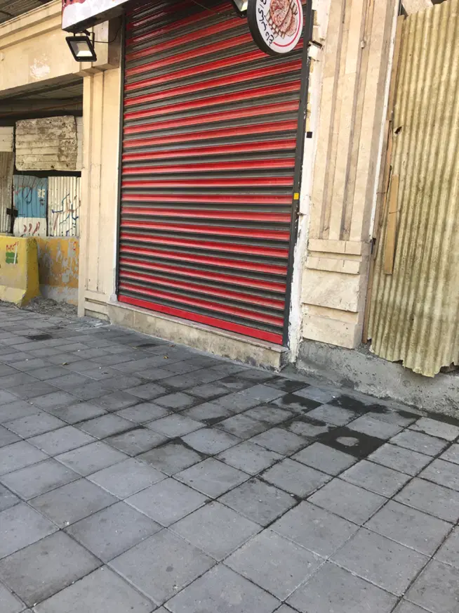مغازه ۸۰ متری پل چوبی