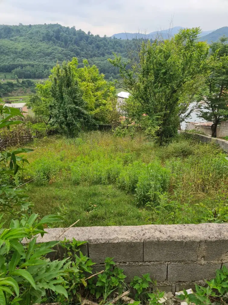 ۳۴۵ متر زمین سند دار