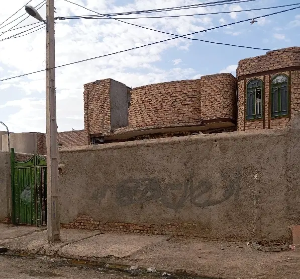منزل یک و نیم طبقه شیرآباد باقری 85