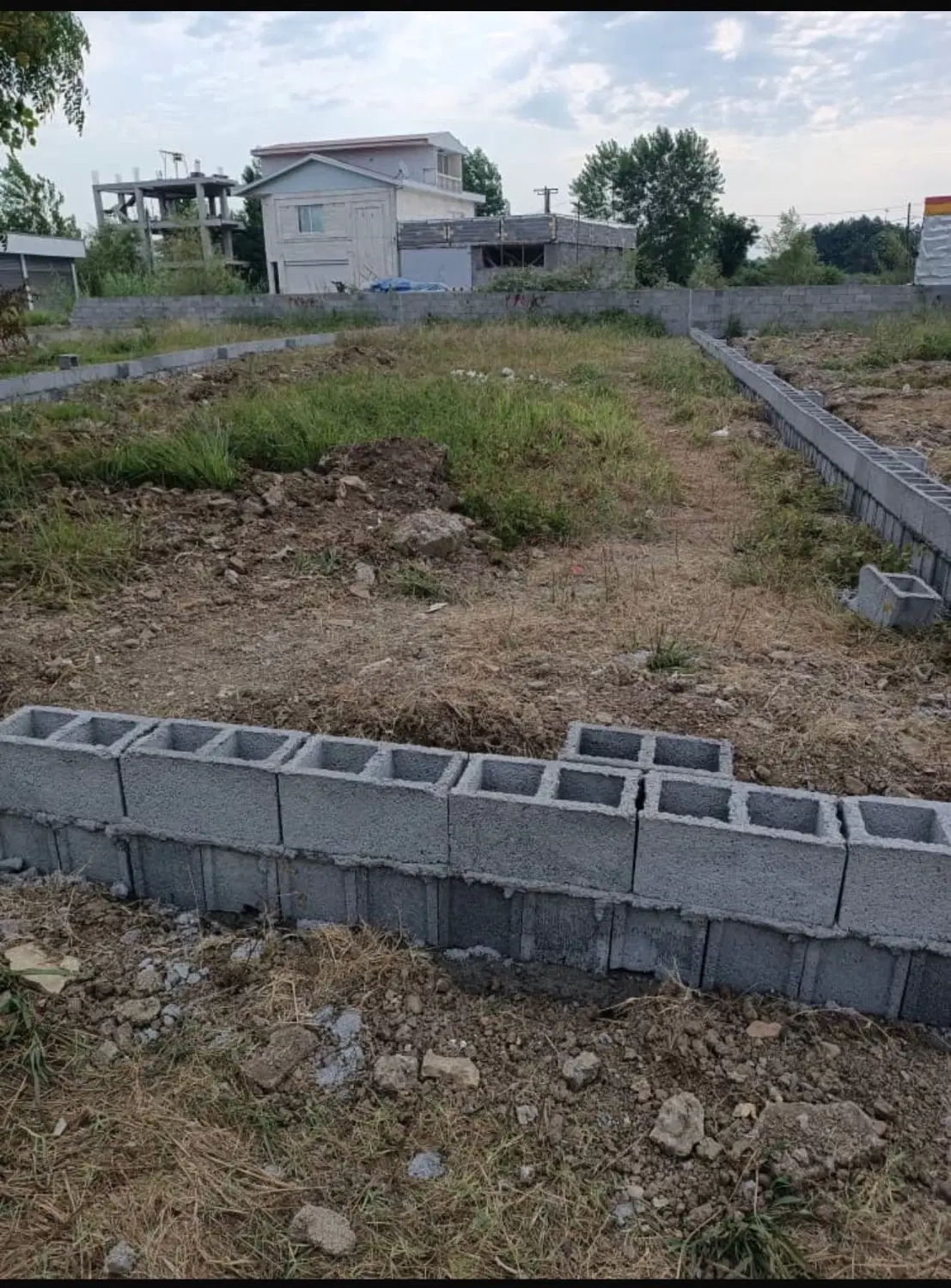 زمین ۲۶۵ متری مسکونی