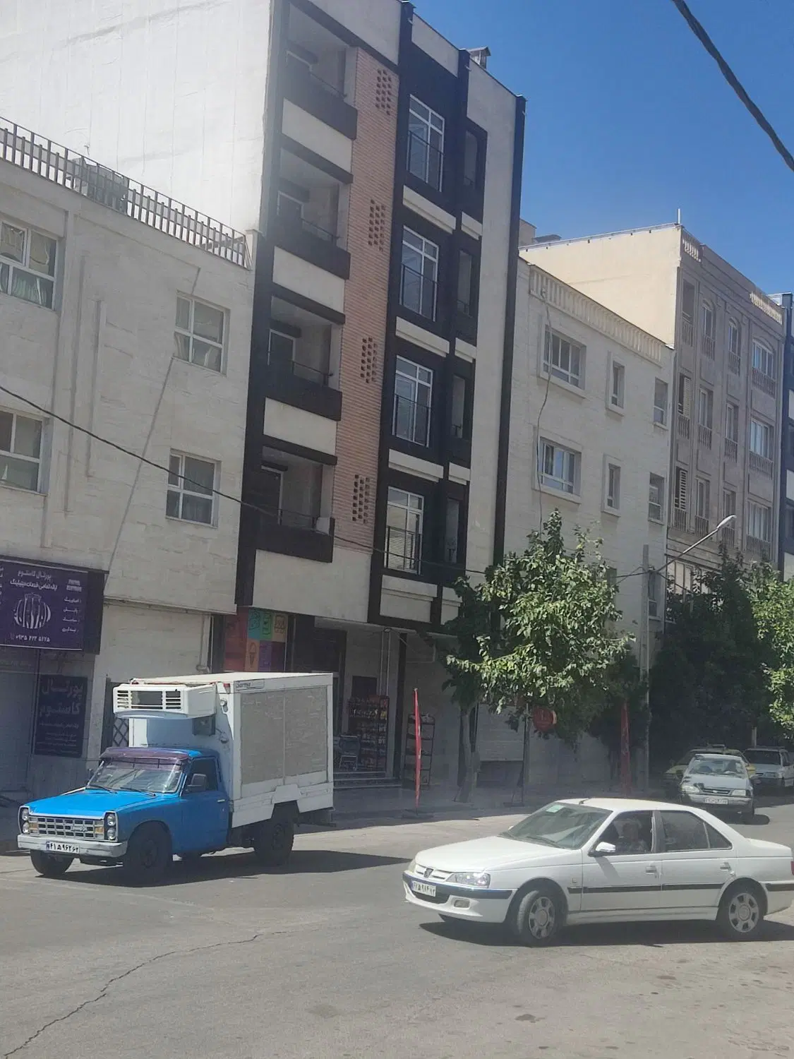 آپارتمان 187متری 3خواب باهنر شمالی تک واحدی