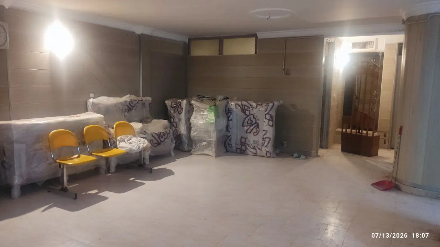 آپارتمان ۲ خوابه خ کسری انتهای سجاد ط زیرزمین
