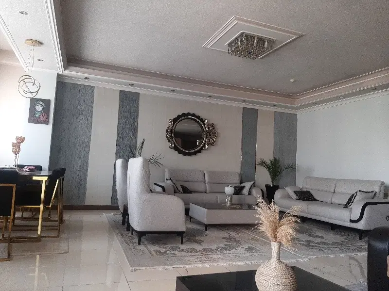 واحد سند دار۱۴۳ متری