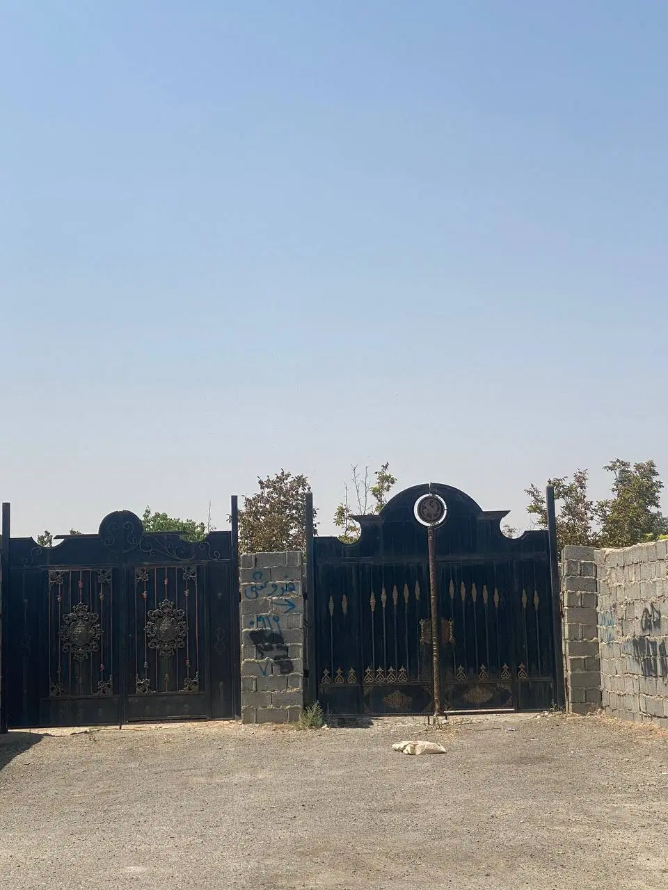 ۷۵۰ متر باغچه ای شهرکی