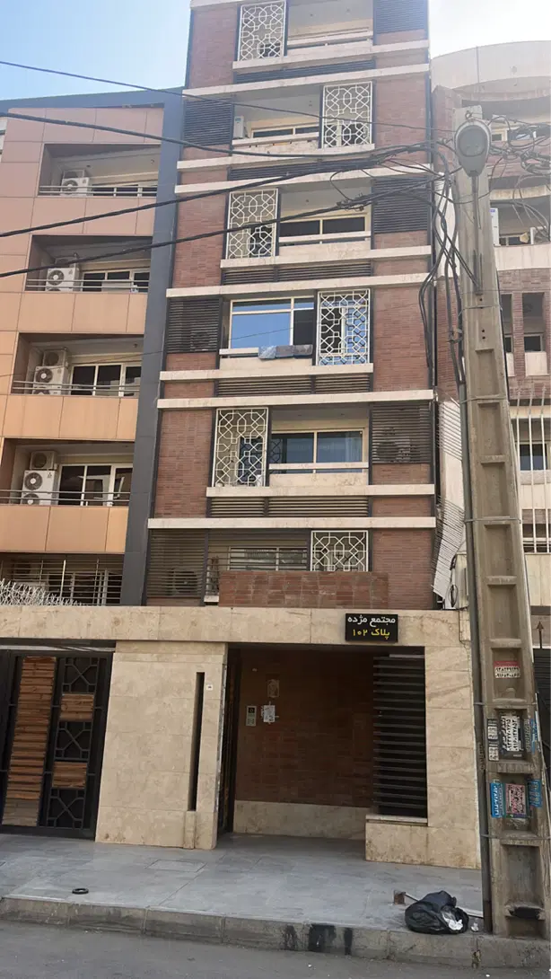 اپارتمان زیتون ۱۳۸ متری_جلو_سال ۹۲