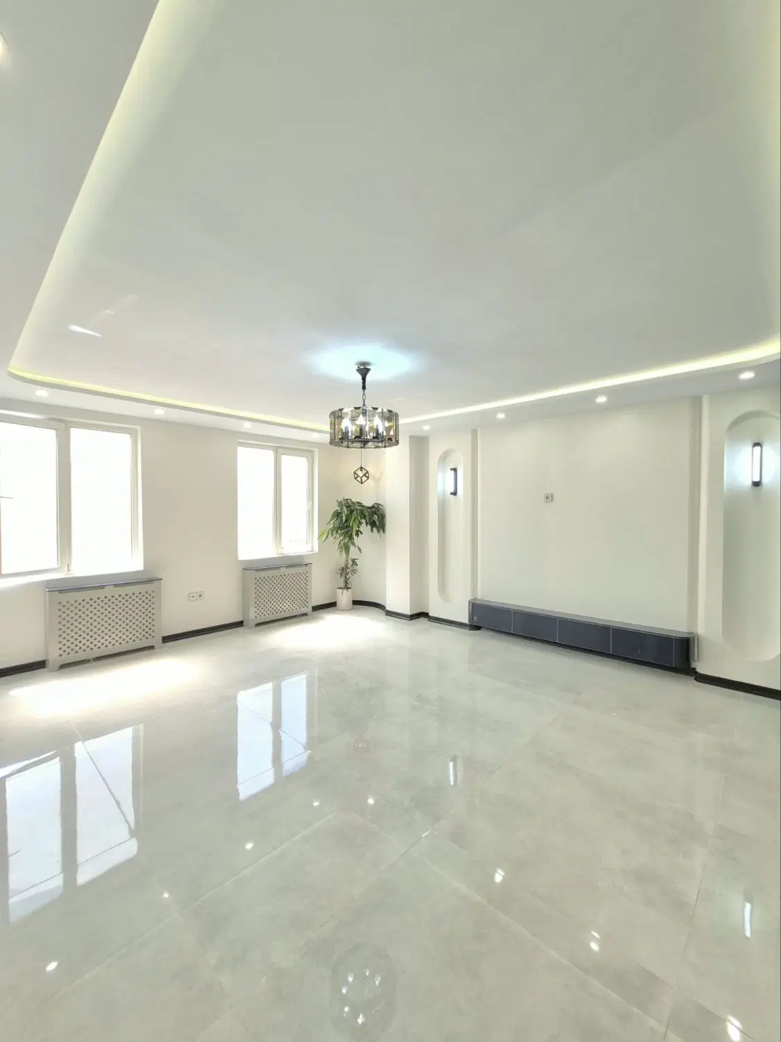 ۷۶متر_۲خواب_روبنما_دارای سندتکبرگ_فول