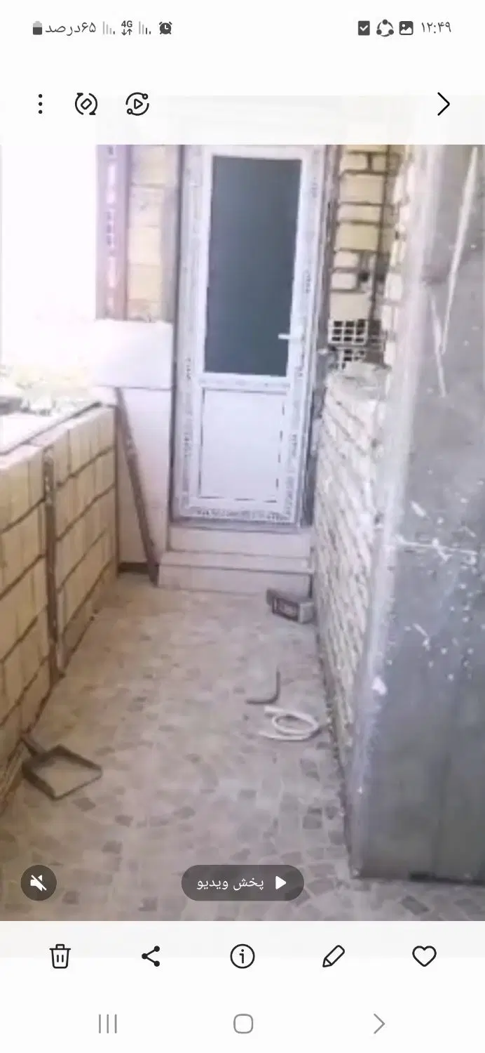 آپارتمان طبقه همکف با حیاط وانباری دونبش غرق نور