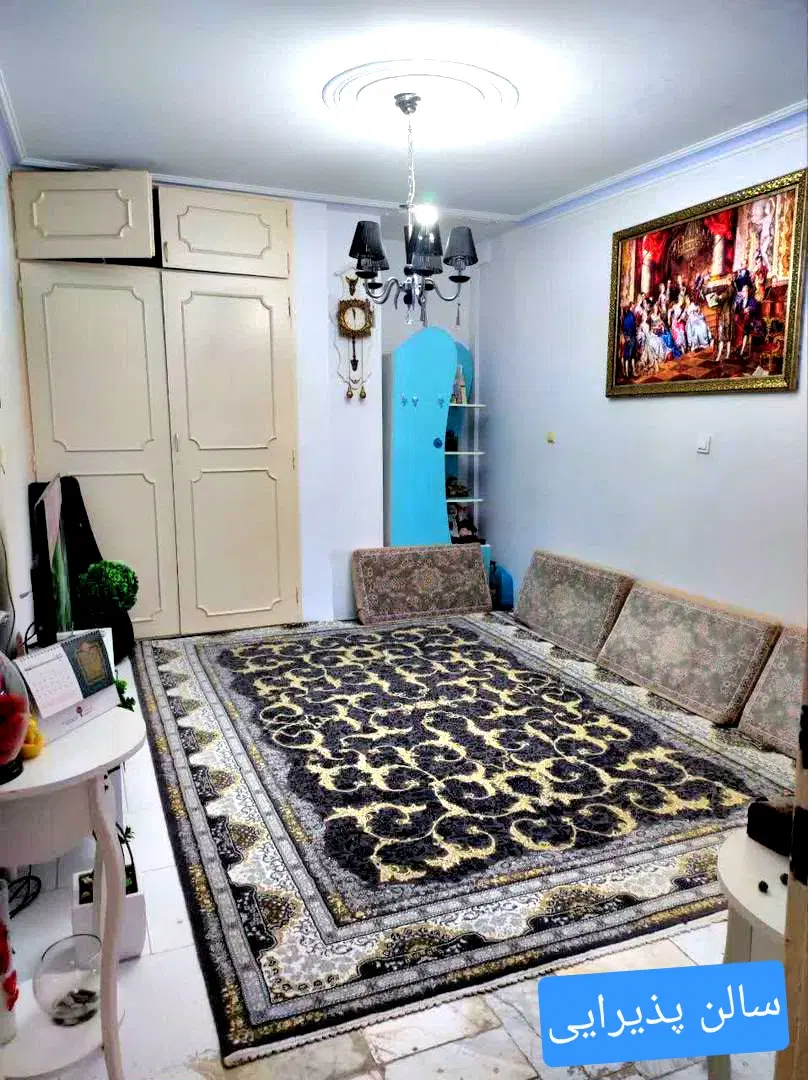 واحد ۳۰متری شیک نقلی جلو قواره