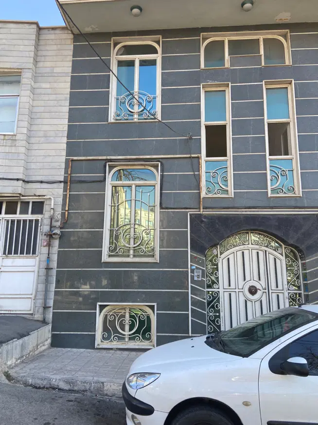 خانه ویلایی حکیمیه ۱۹۸متر سه طبقه جنوبی