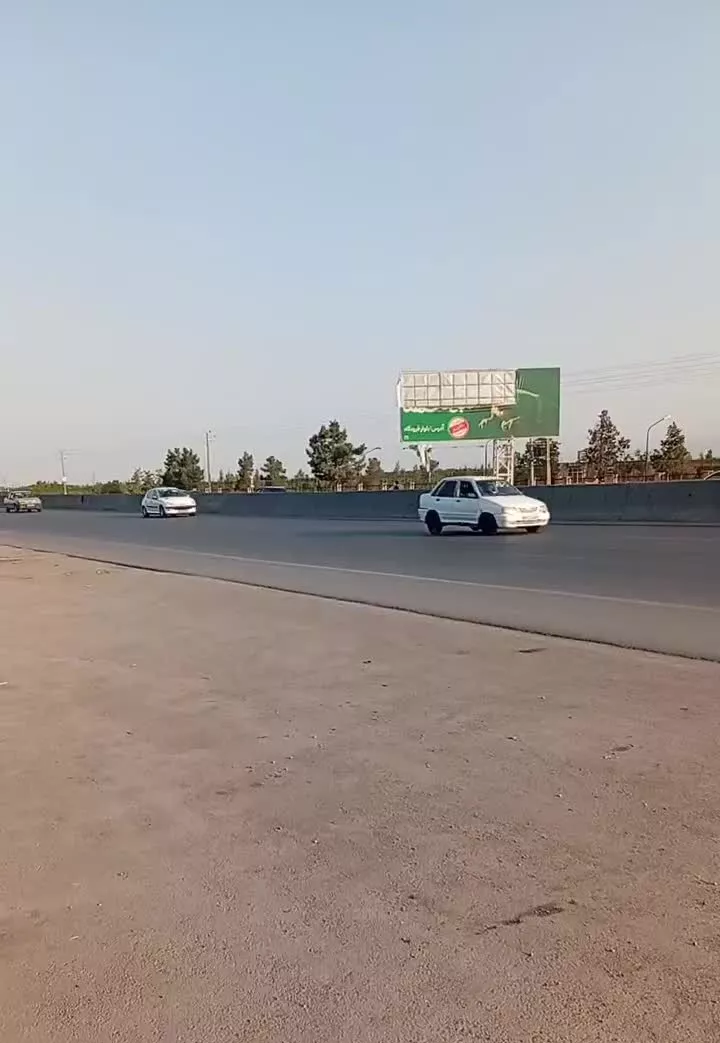خانه ویلایی حاشیه جاده سنتو سلوگرد