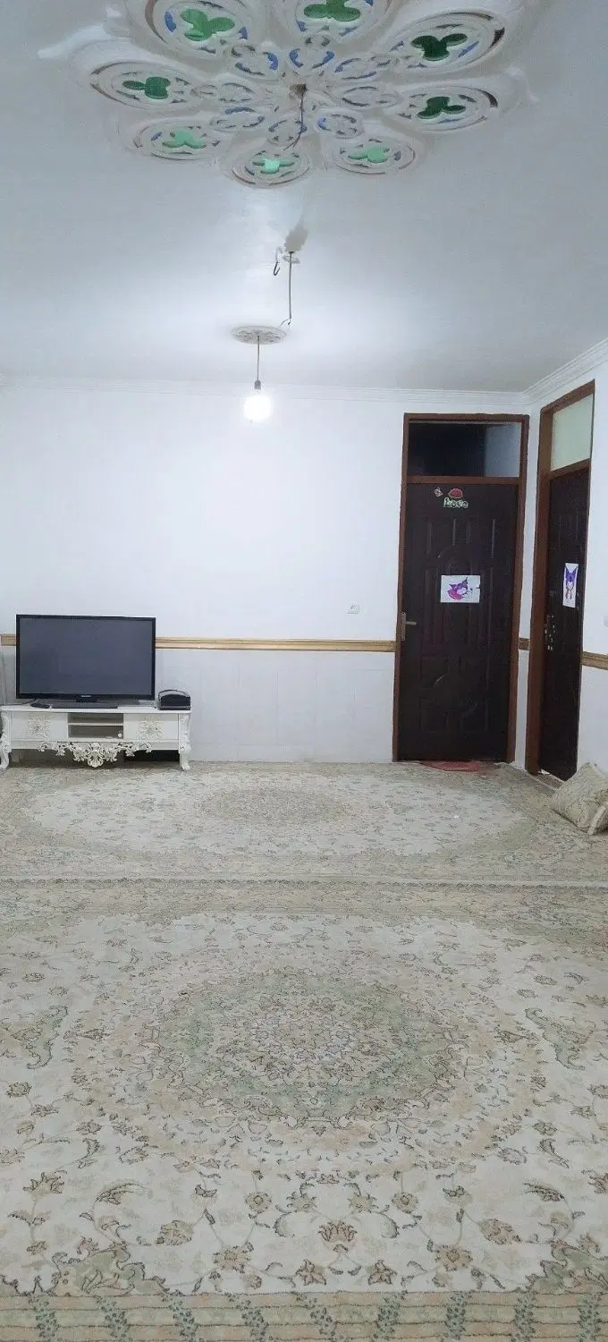 خانه اجاره ای طبقه دوم
