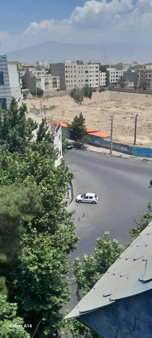 واحد اداری در شهریار میدان معلم