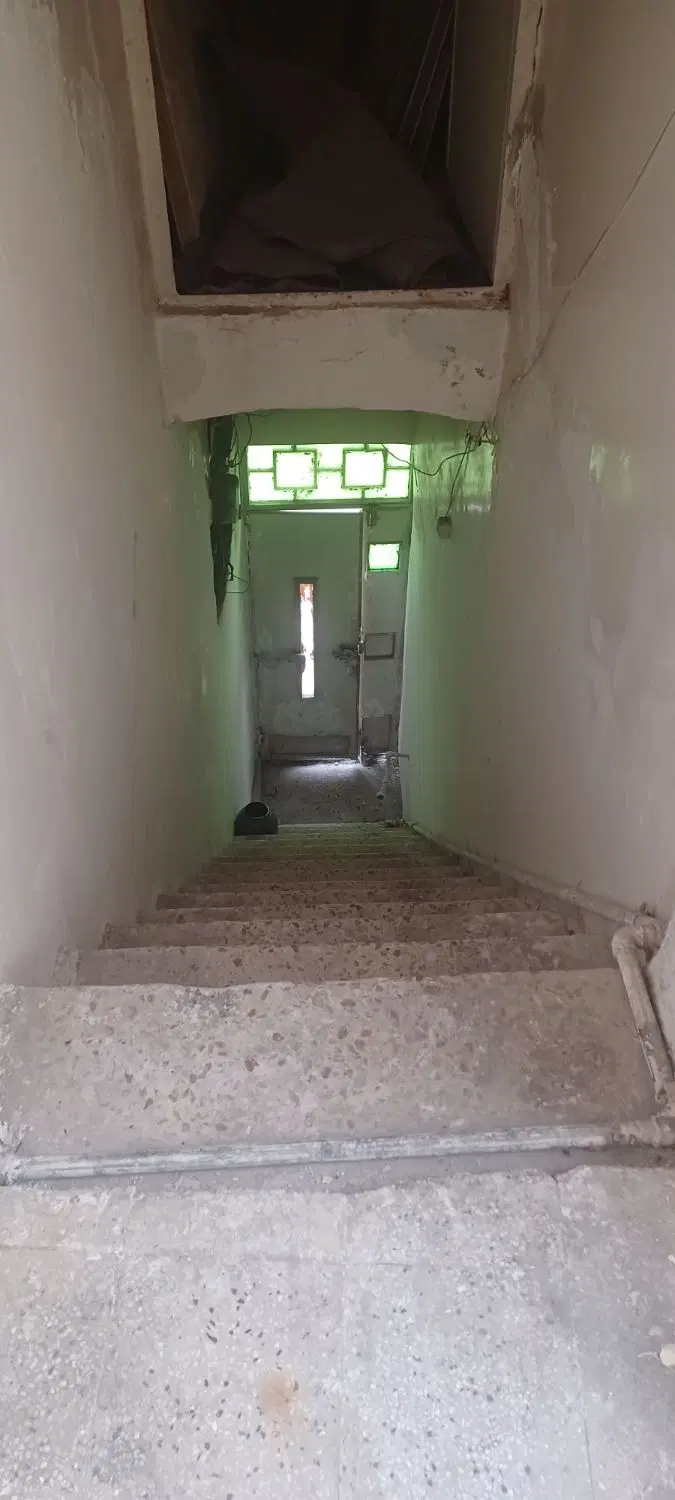 ۸۵ متر یک خواب طبقه بالا ویلایی
