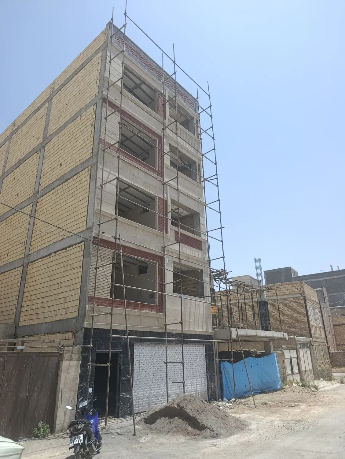 آپارتمان 98متری گاوخانه