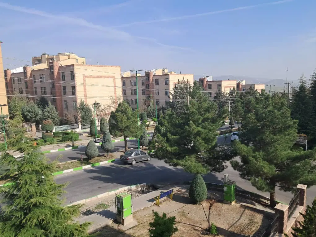 ۱۰۵ متر سند تکبرگ