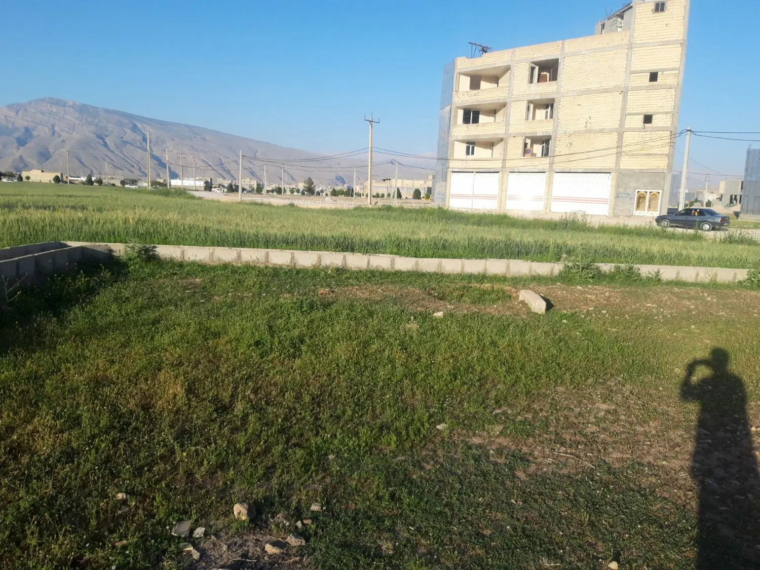 زمین مسکونی