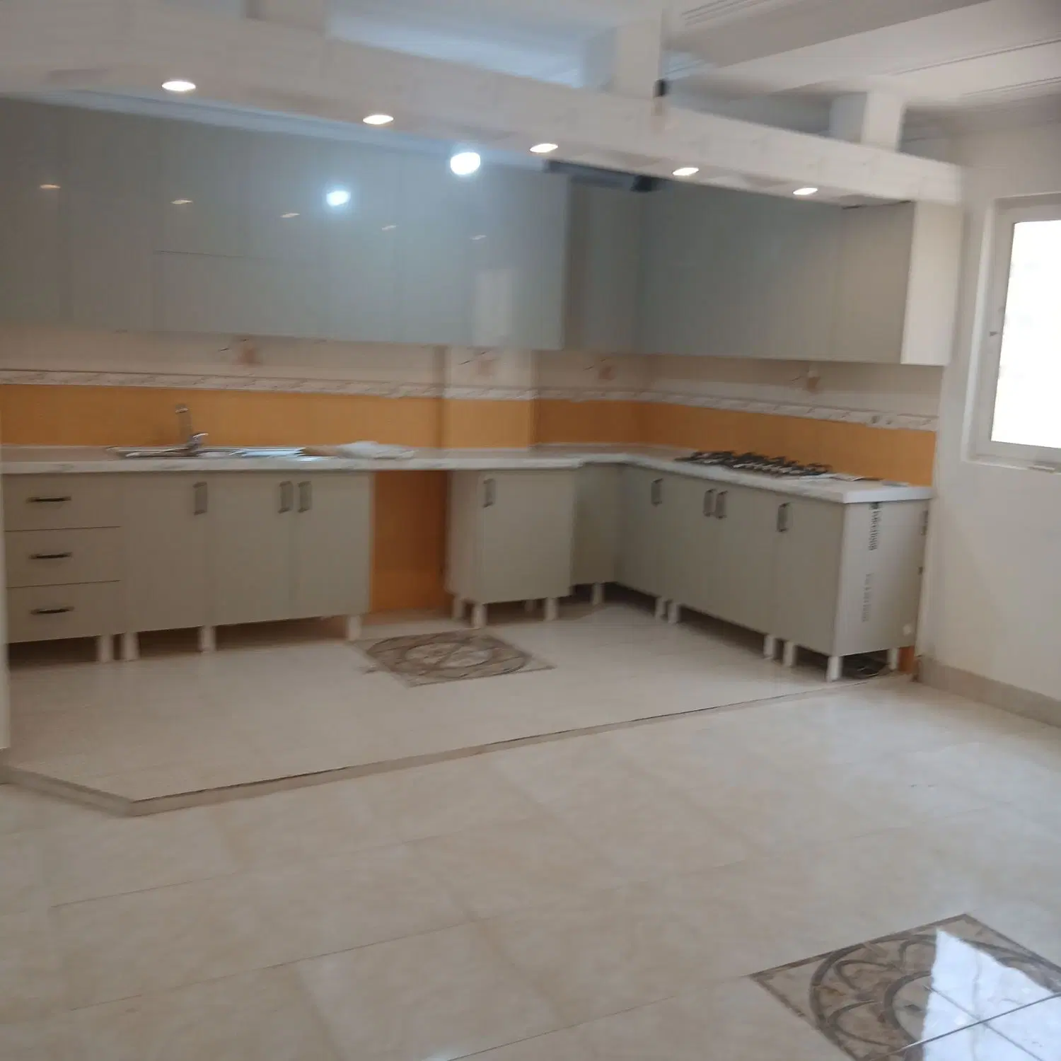 فروش آپارتمان ۱خواب ۲ واحدی