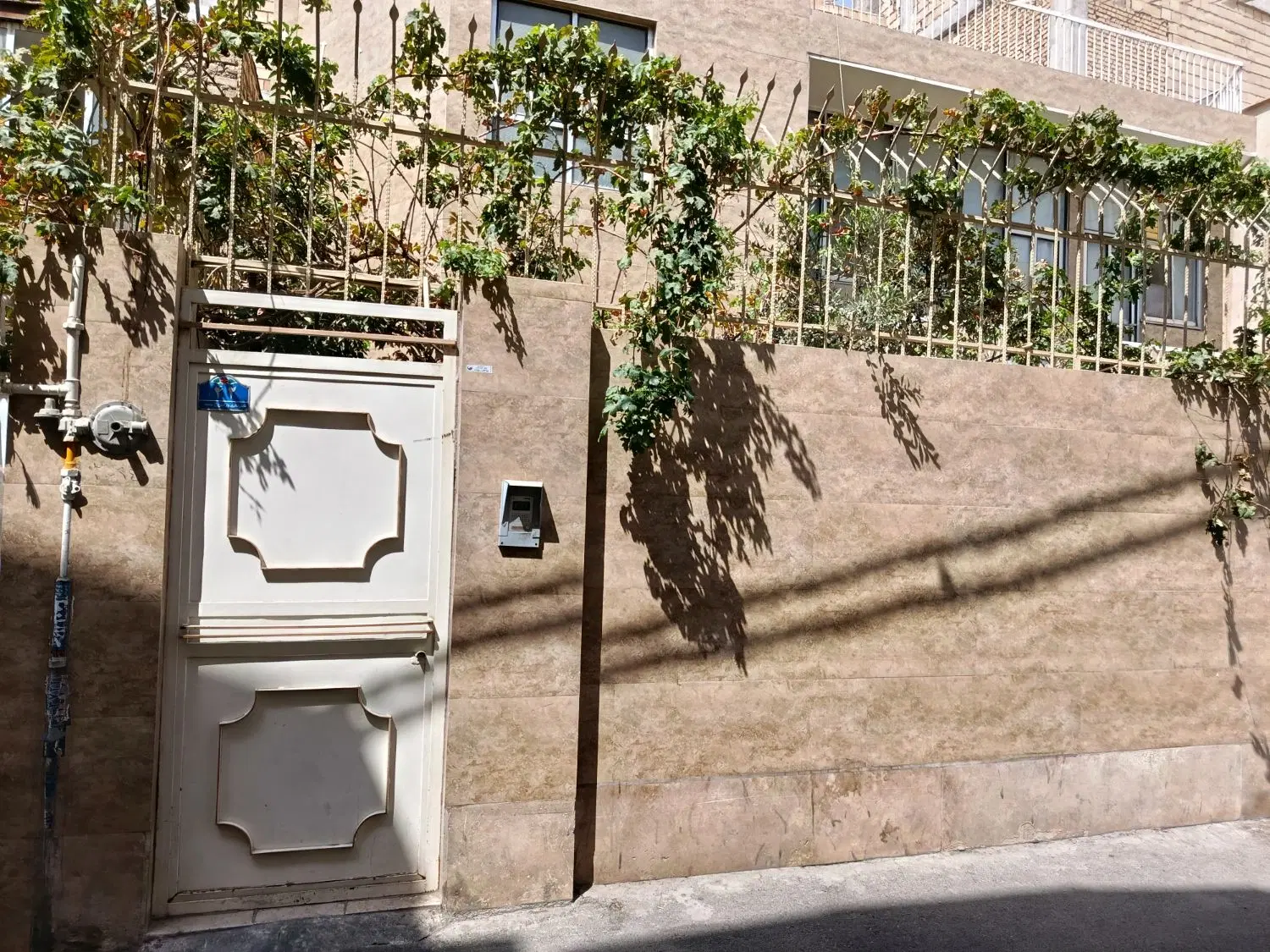 خانه دو طبقه