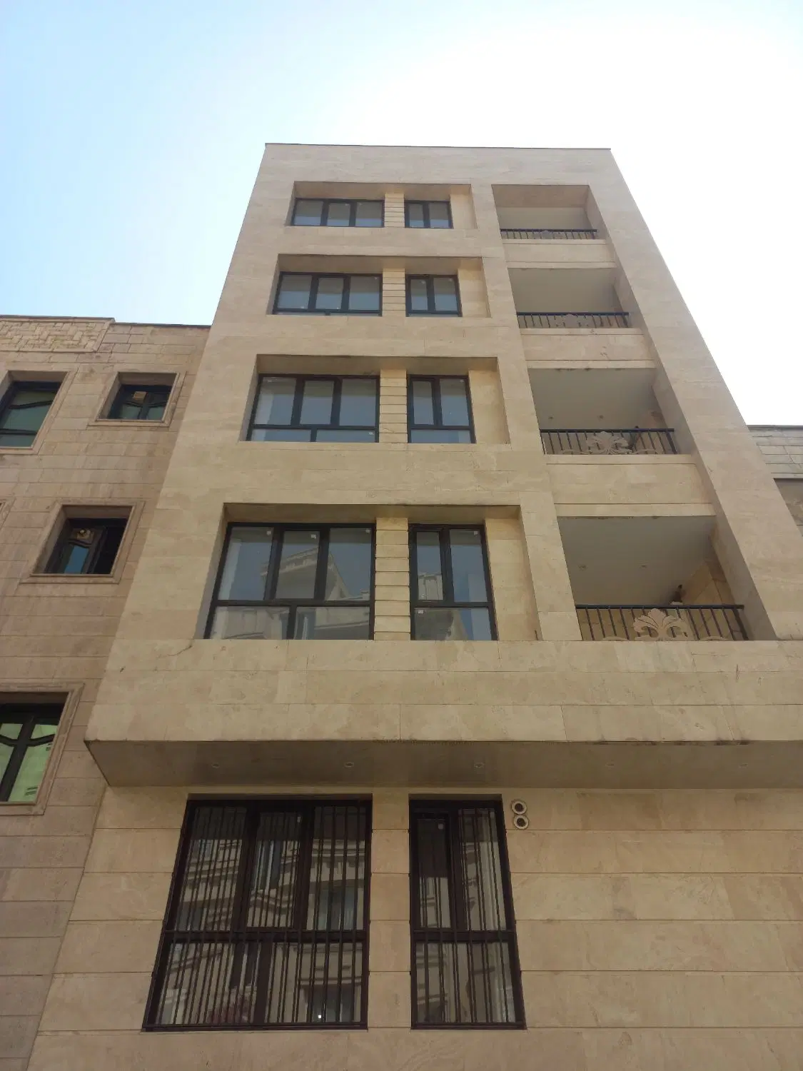 تکواحدی فول ۱۱۸مترباستان چنگیزی