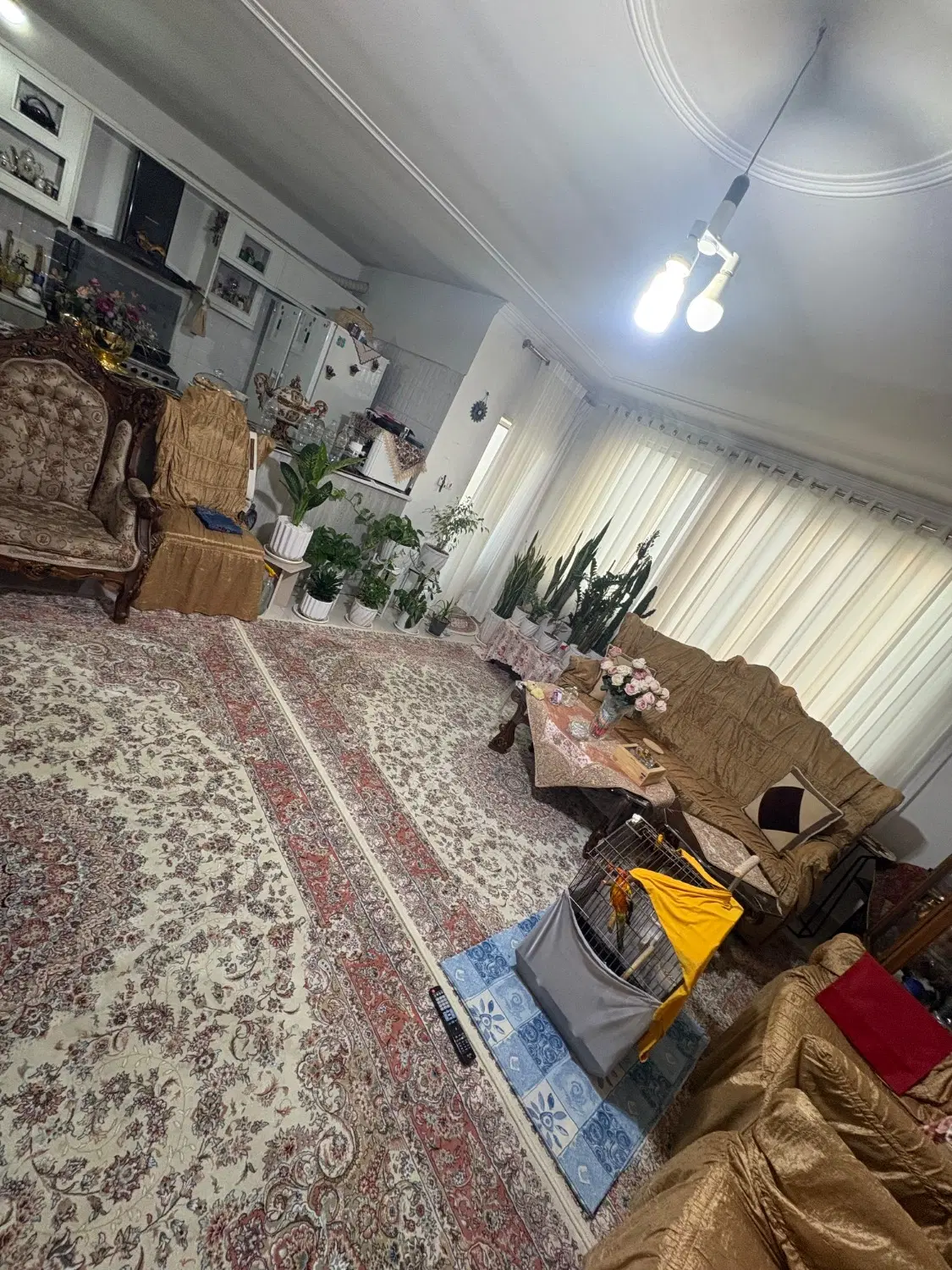 آپارتمان 75 متری با پارکینگ و آسانسور و انباری