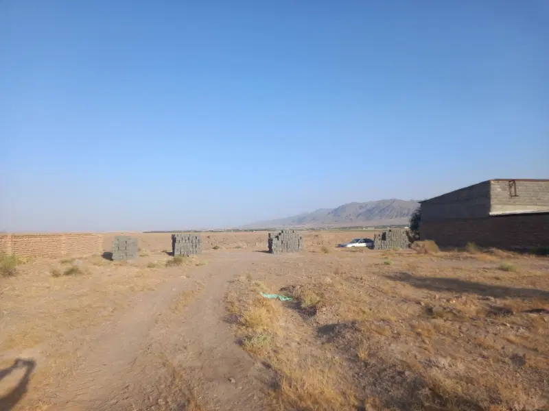 ۳۰۰۰ متر زمین کشاورزی