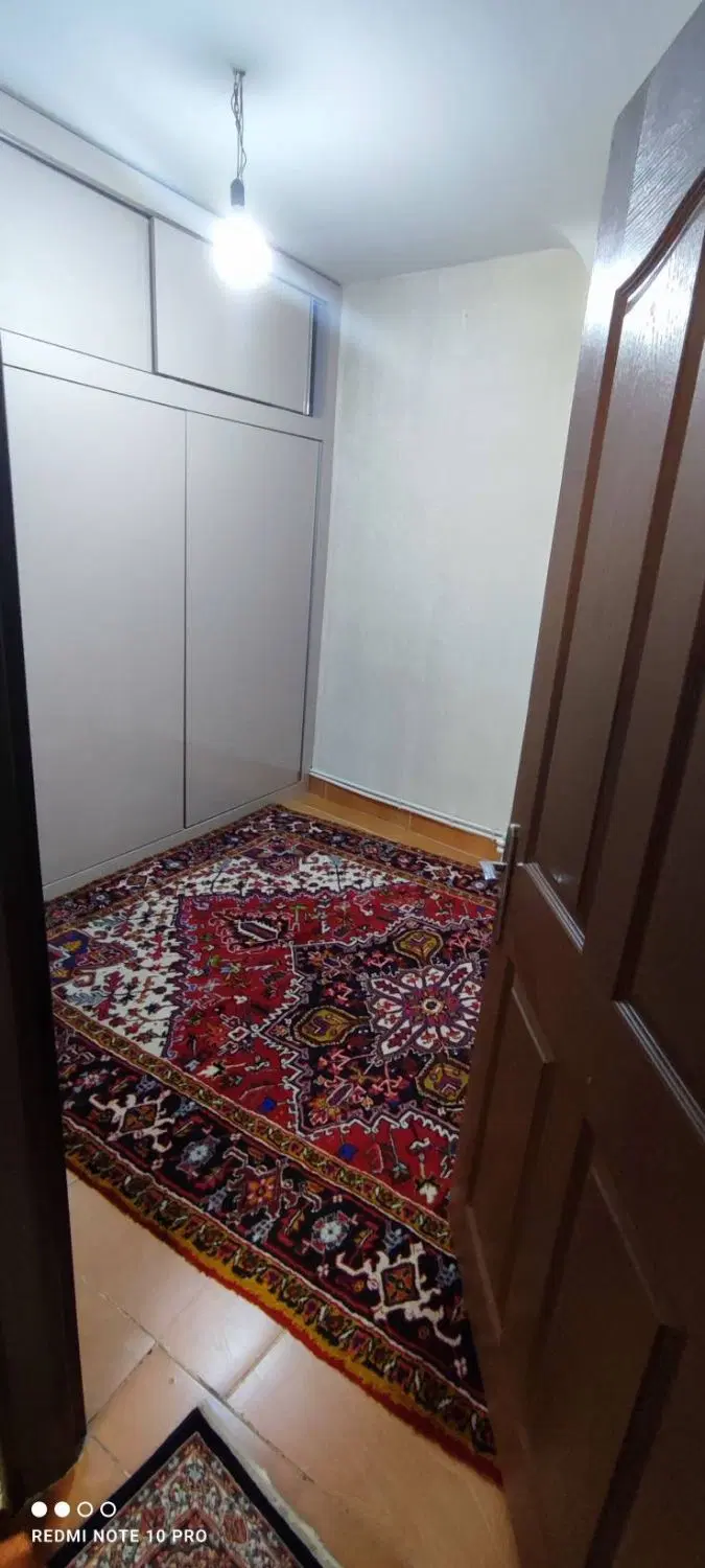 آپارتمان نقلی عباسی جنب کوی زمرد کوی حسین پور