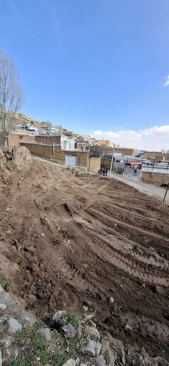 زمین مسکونی در روستای یام (مرند)