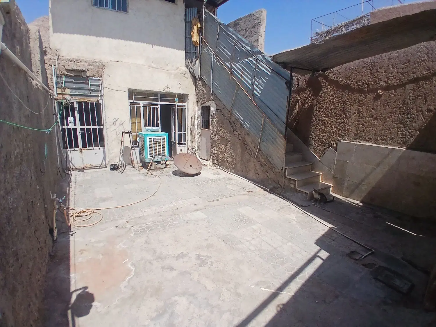 منزل مسکونی ویلایی