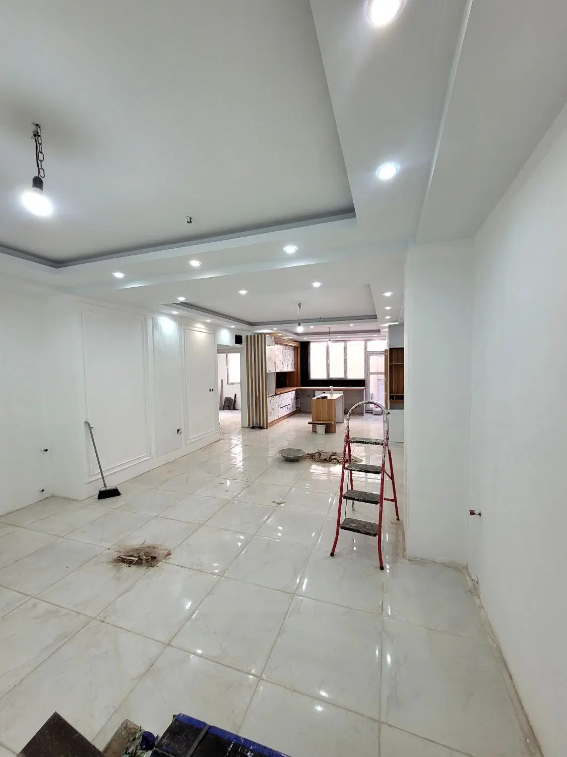 ۱۰۰ متری حیاط دار شهرک شاهد