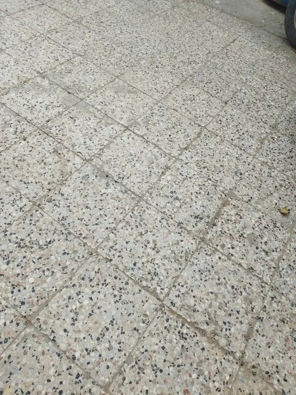 زمین 300متر مسکونی