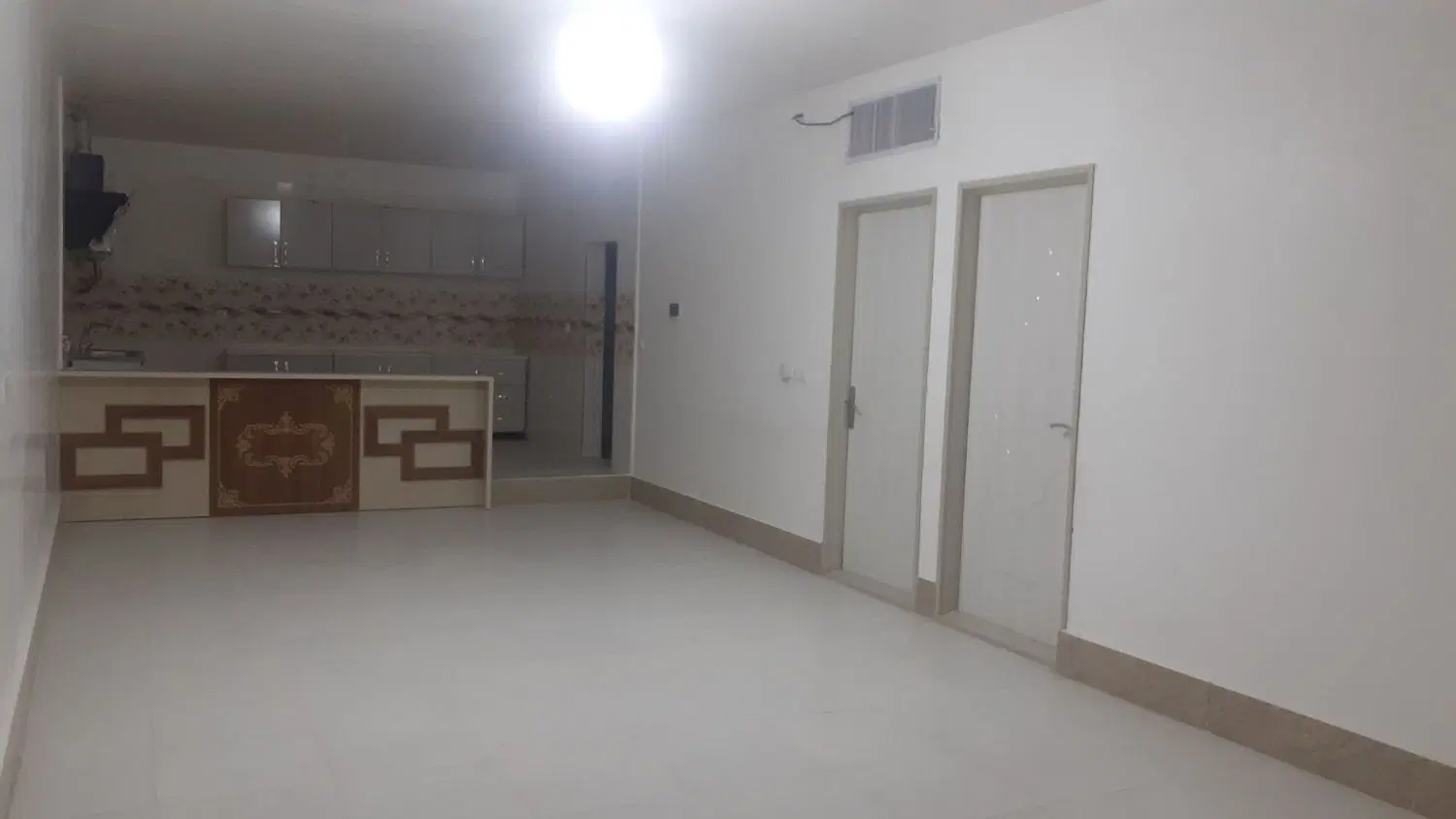 اجاره خانه(خیابان جهاد۸شمس آبادی۸)چهل متری دوم