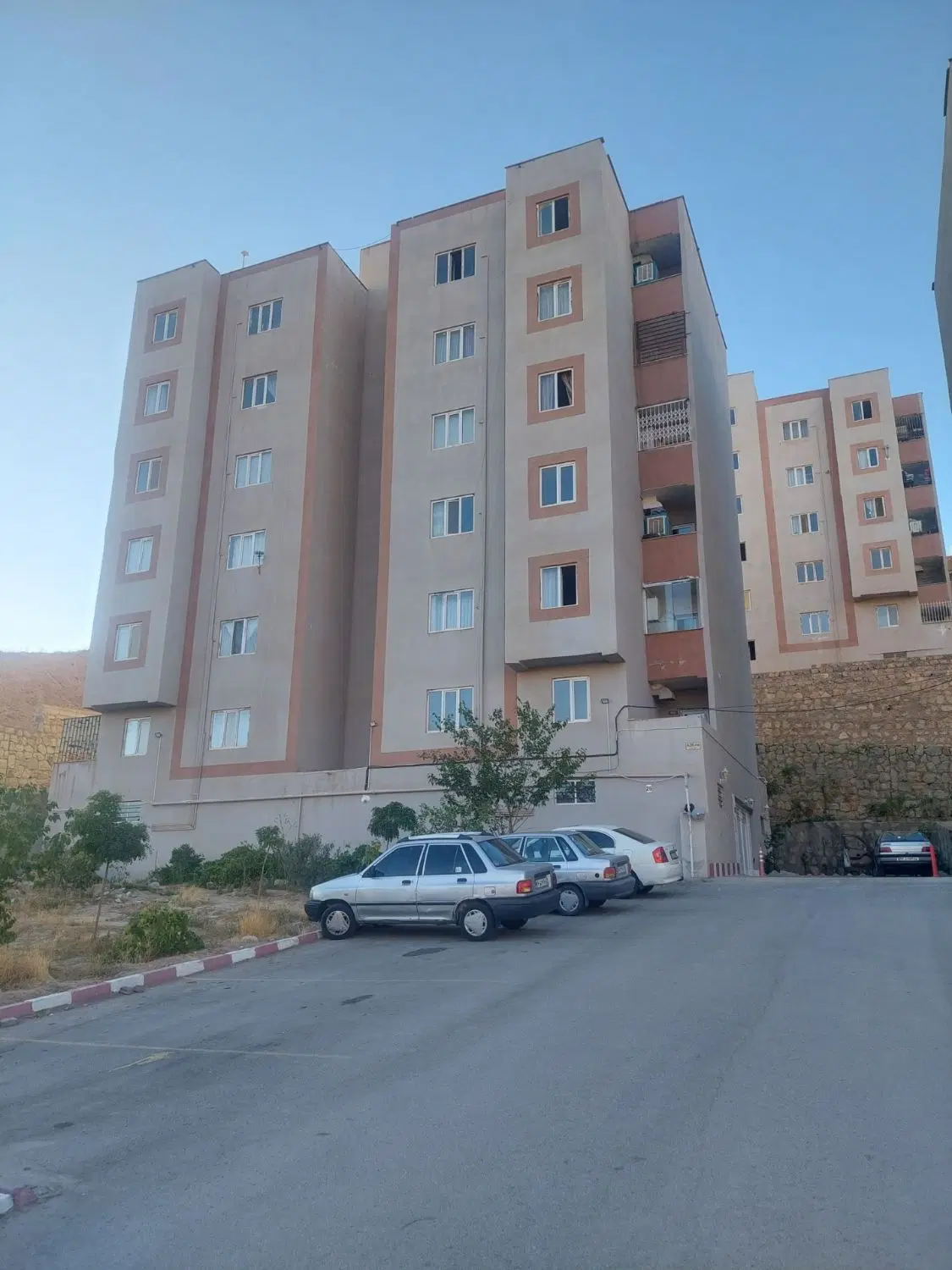 دو‌ خواب ۷۸ متری