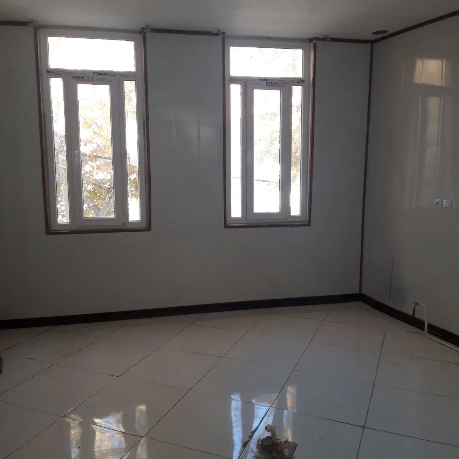 اجاره واحد اداری دفتری تجاری سالن زیبایی