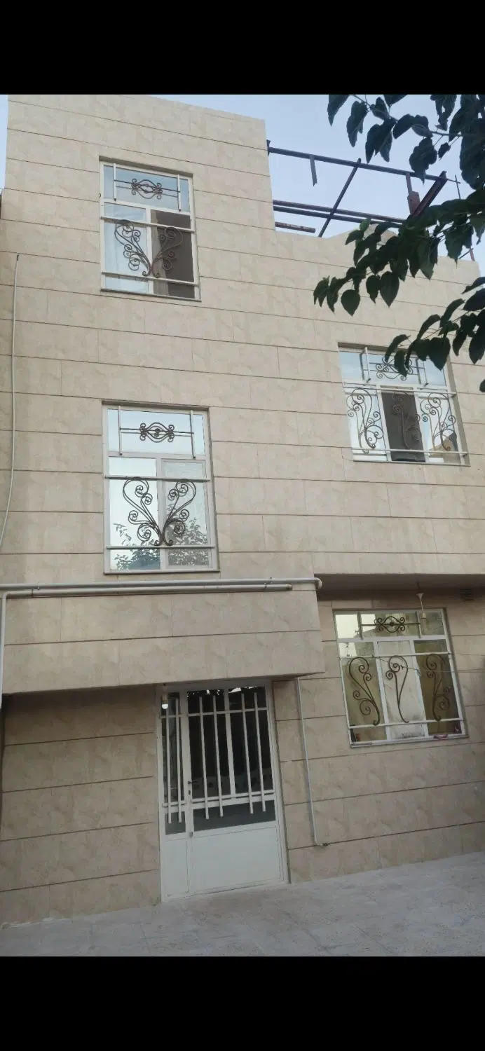 خانه دوطبقه ویلایی قزوین دانش ناصرآباد