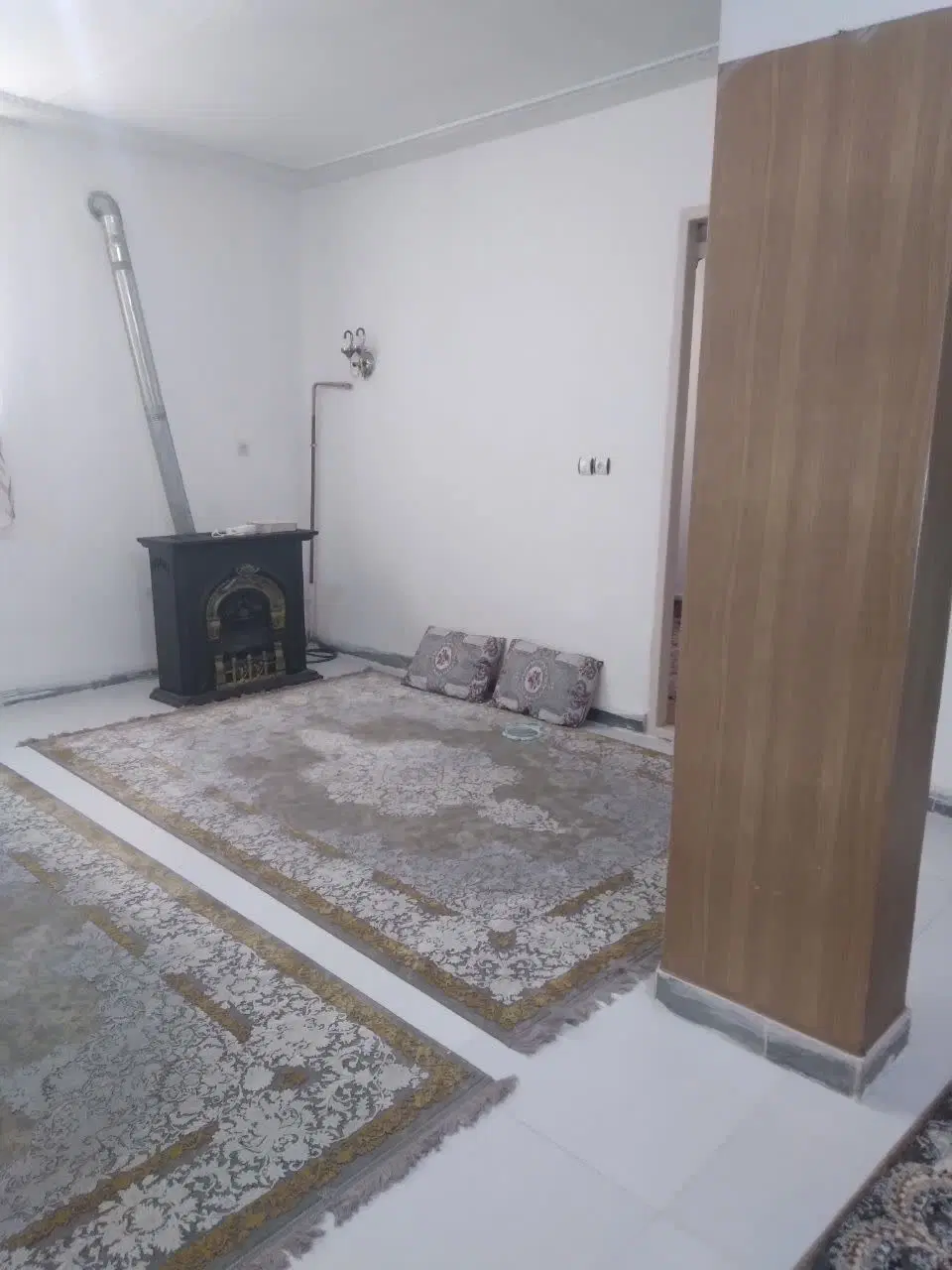 واحد 75 متری حافظ یک