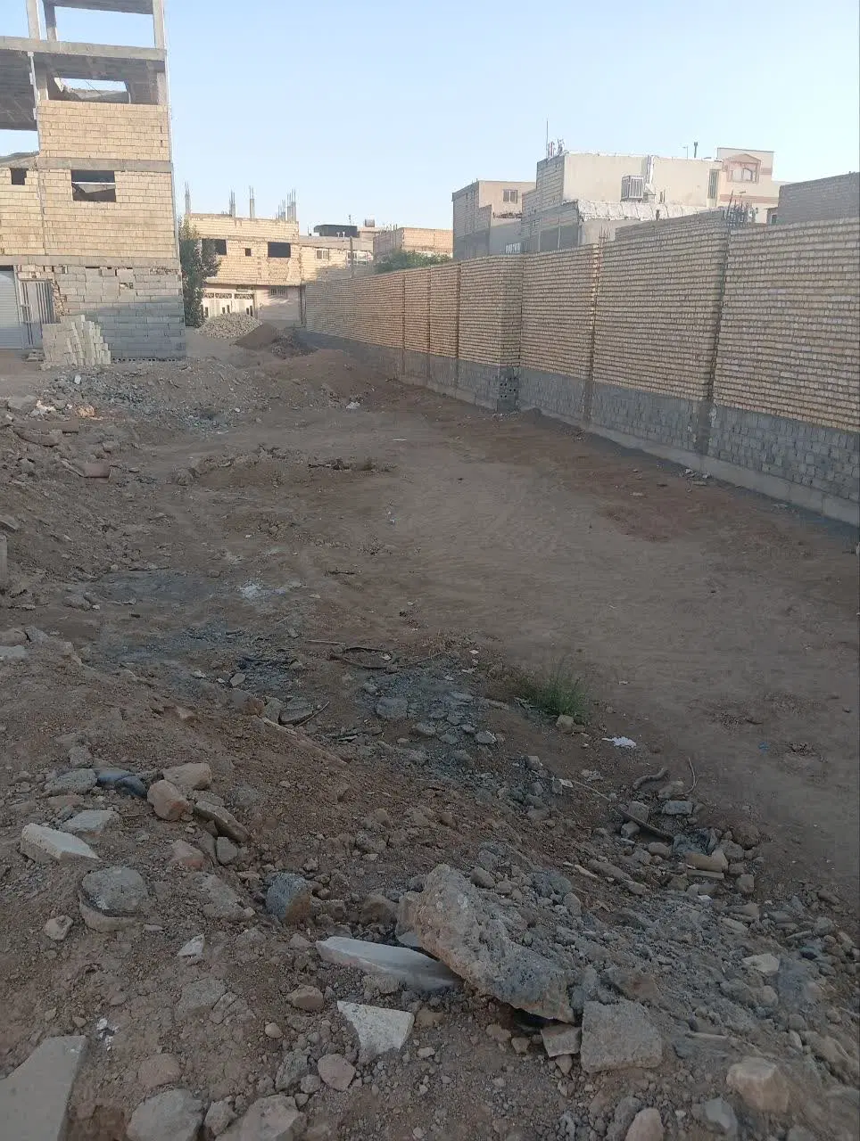 زمین مسکونی