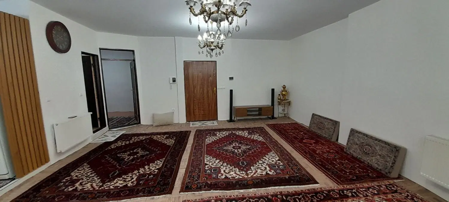 آپارتمان ۸۰ متری در منبع خیابان آل هاشم