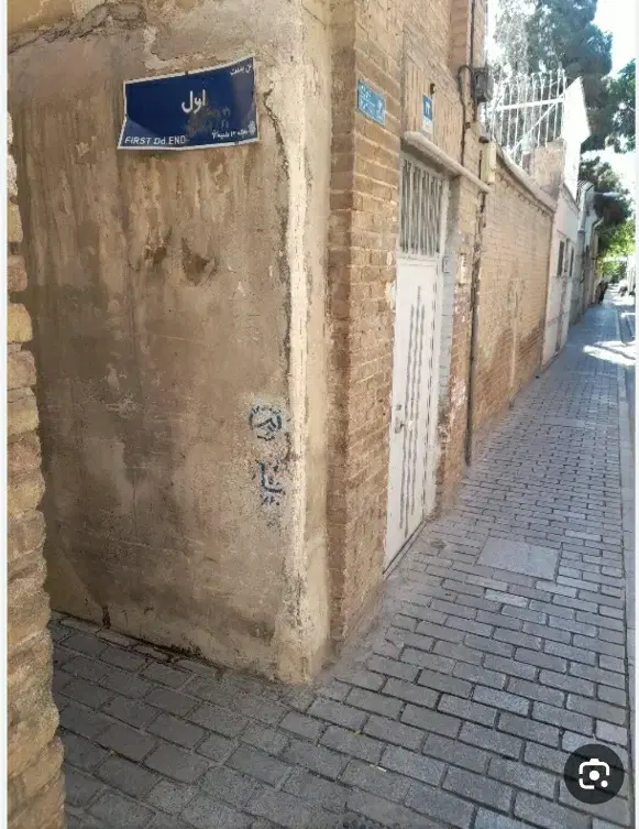 زمین درمولوی بازار